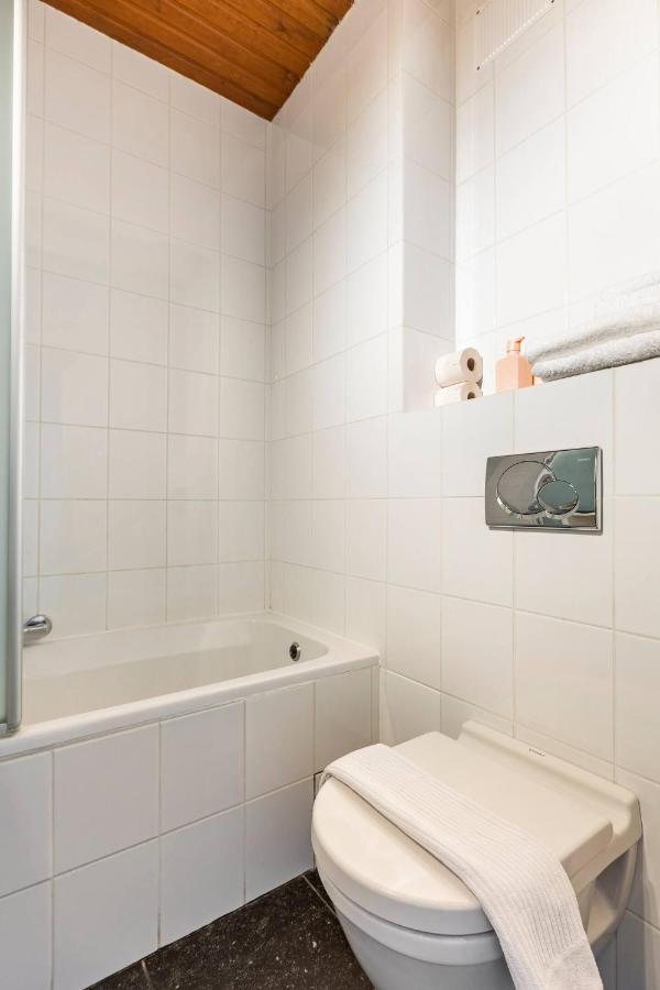 Riverview Studio In Historical Heart Of Antwerp Exterior photo