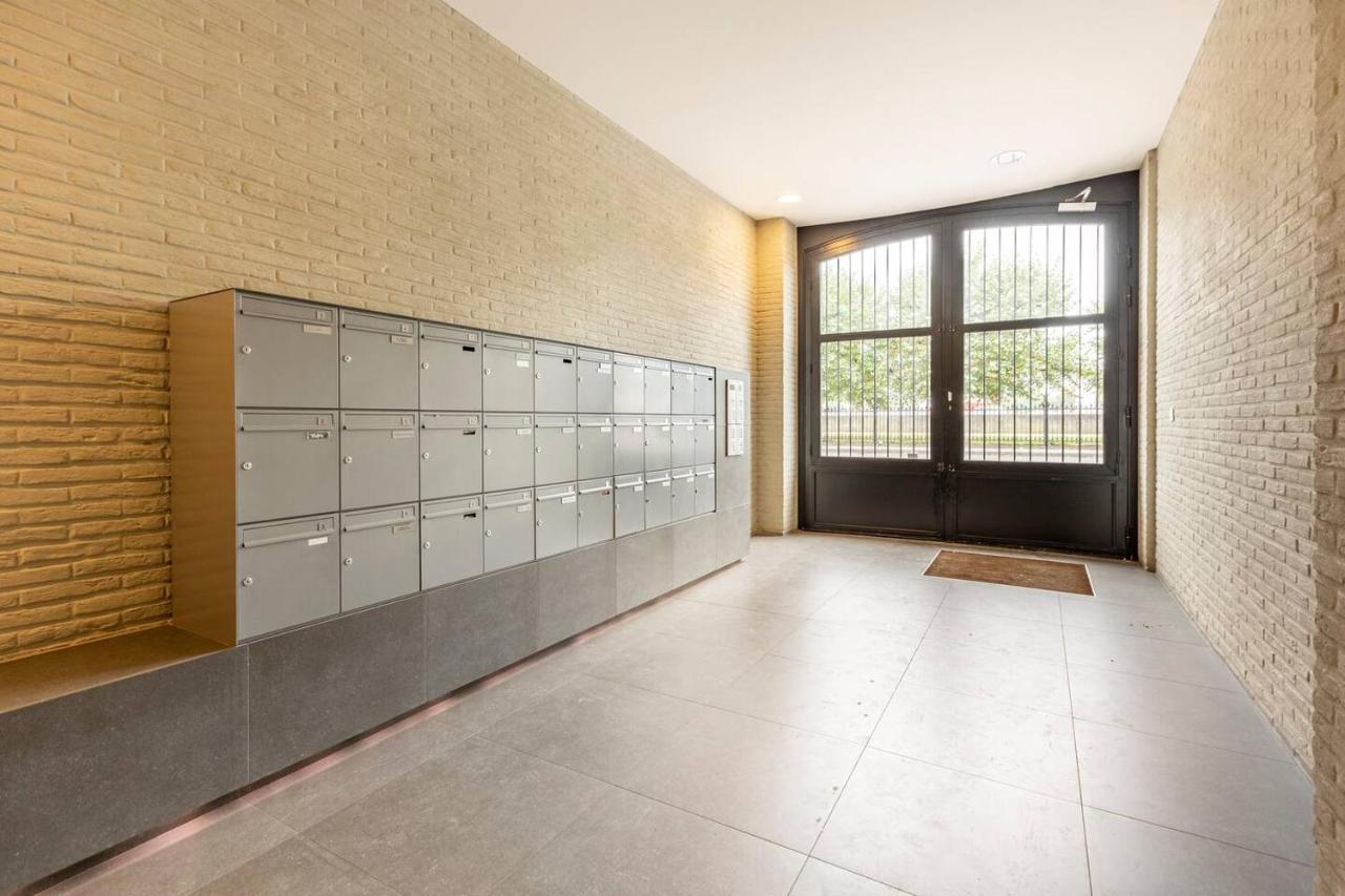Riverview Studio In Historical Heart Of Antwerp Exterior photo